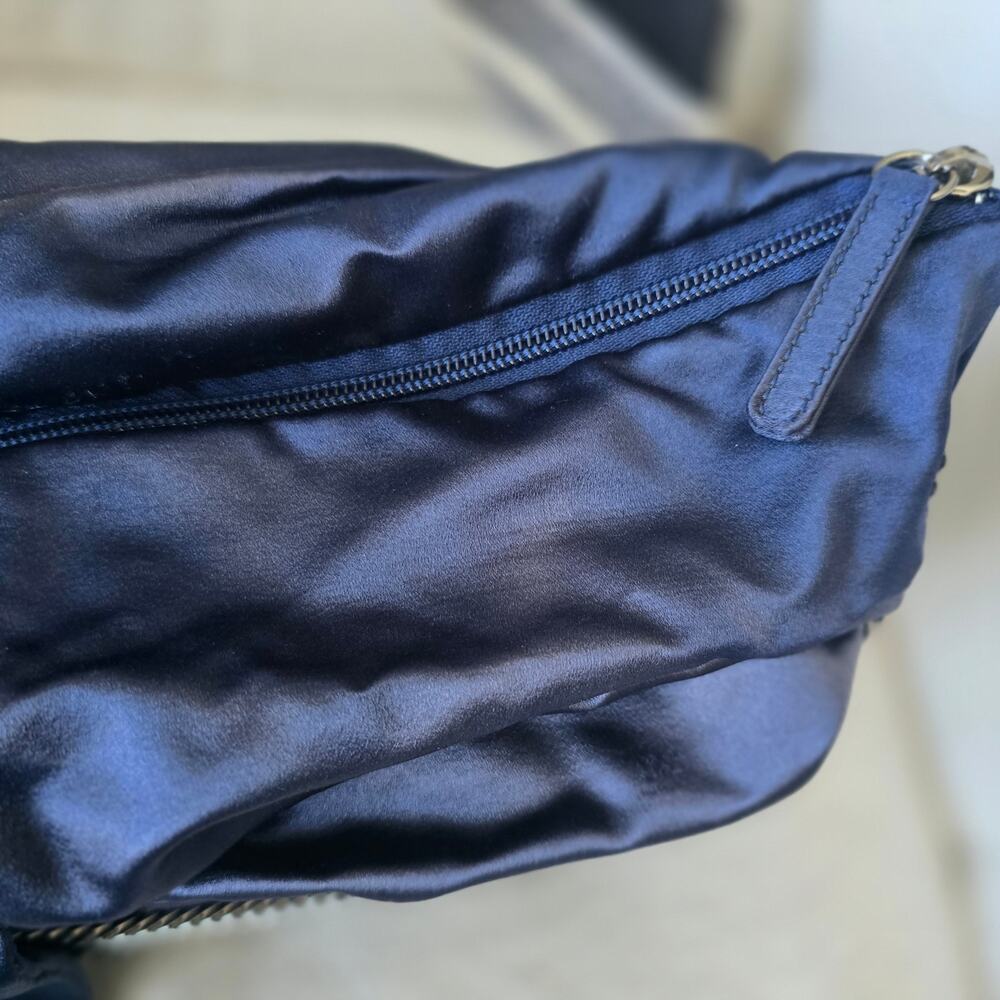 Chanel 2.55 Reissue "Butterfly" Bag in Navy Satin - Picture 7 of 12